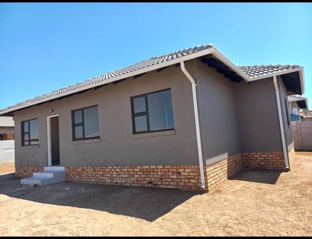 3 BEDROOM HOUSE FOR SALE IN AZAADVILLE